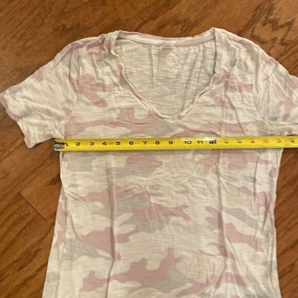 Old Navy size small, Luxe T-shirt, camo,  pinks, grays and cream - Picture 4 of 7